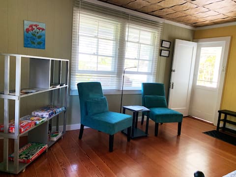 Top Airbnb: EcoTropical paradise,spacious,conveniently located in Hilo