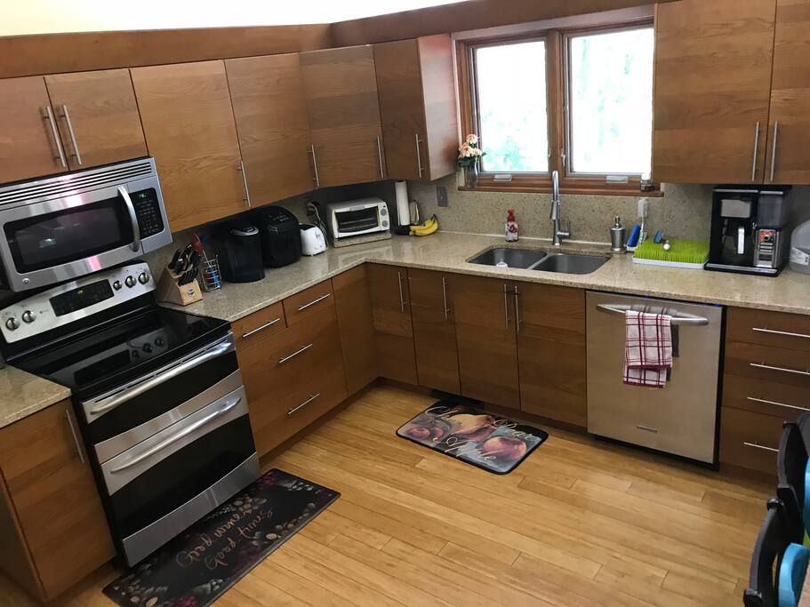 Kitchen with Keurig and Ninja coffee maker