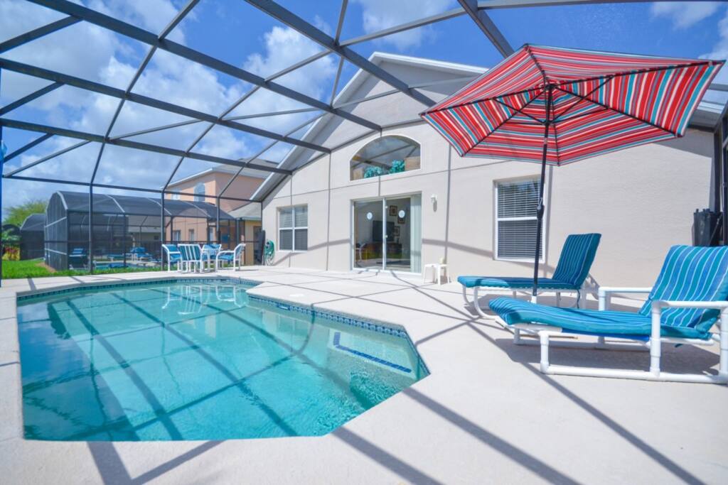 8524PalmHarbourDrive-32