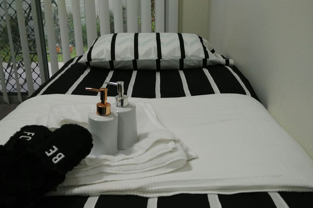 comfy bed
