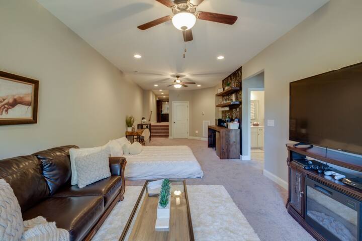 Relaxing lake views near DT Nashville & Airport gallery image 2