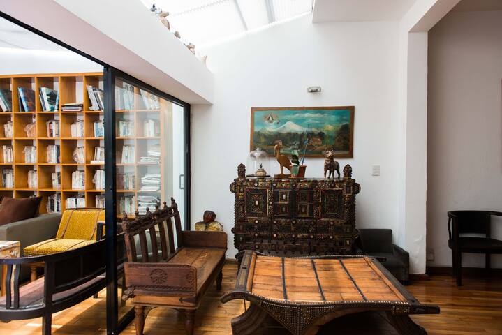 Private Condesa House with pool in calm street gallery image 5