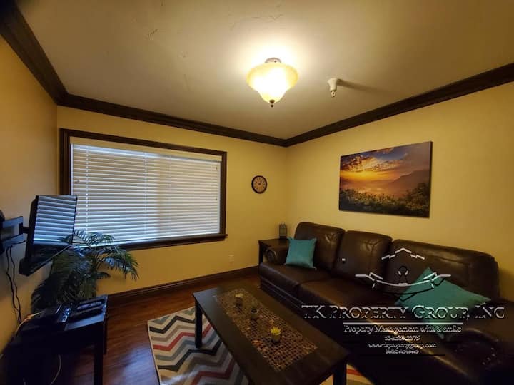 Beautiful Private Suite In Community Setting-2 - Nevada City, CA