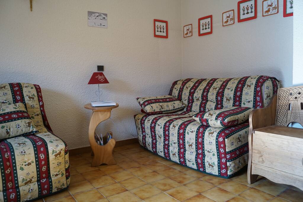 Le coins séjour qui devient espace de nuit : 3 couchages