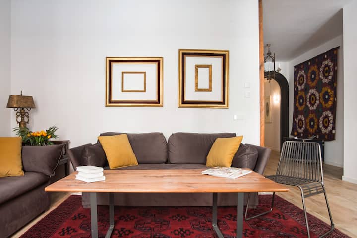 Elegante Apartamento En La Zona Centro/atocha Con Cuatro Dormitorios En Suite. - Madrid