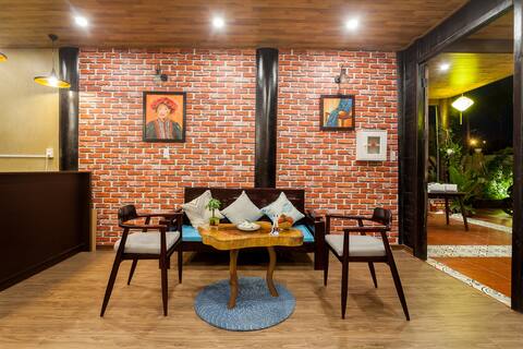 ☆Private Balcony Suite ☆Traditional Wooden Villa