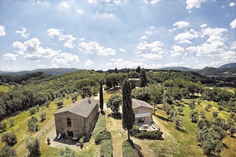 Rural Tuscany | Independent cottage at Capitignano