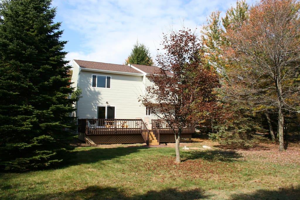 Large backyard and deck perfect for entertaining and star gazing