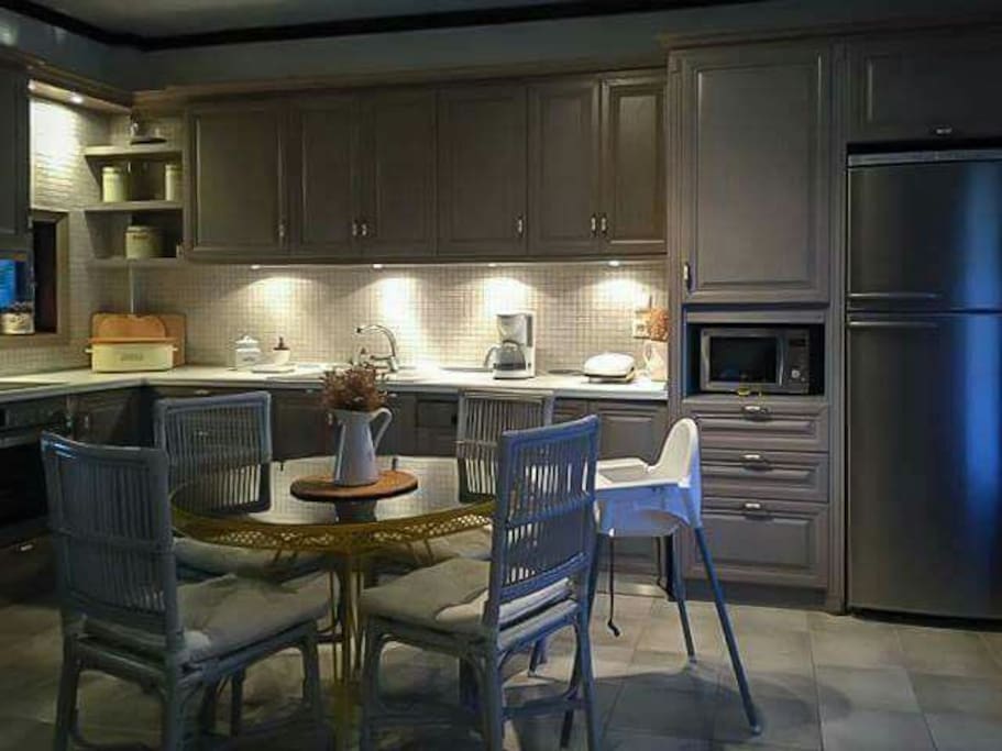 Fully equipped kitchen!