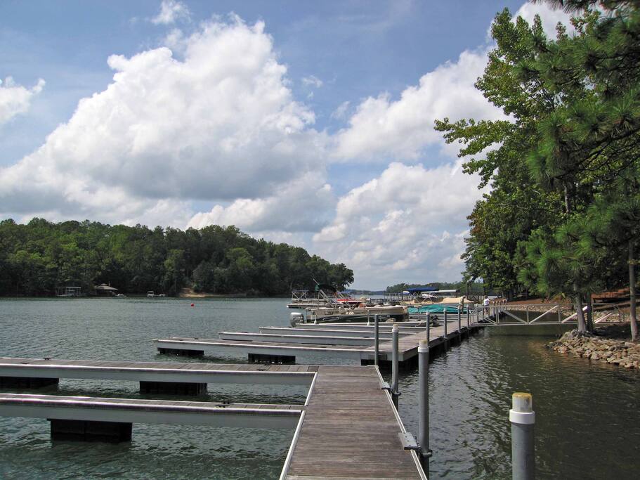 Dedicated boat slip directly in front of the condo