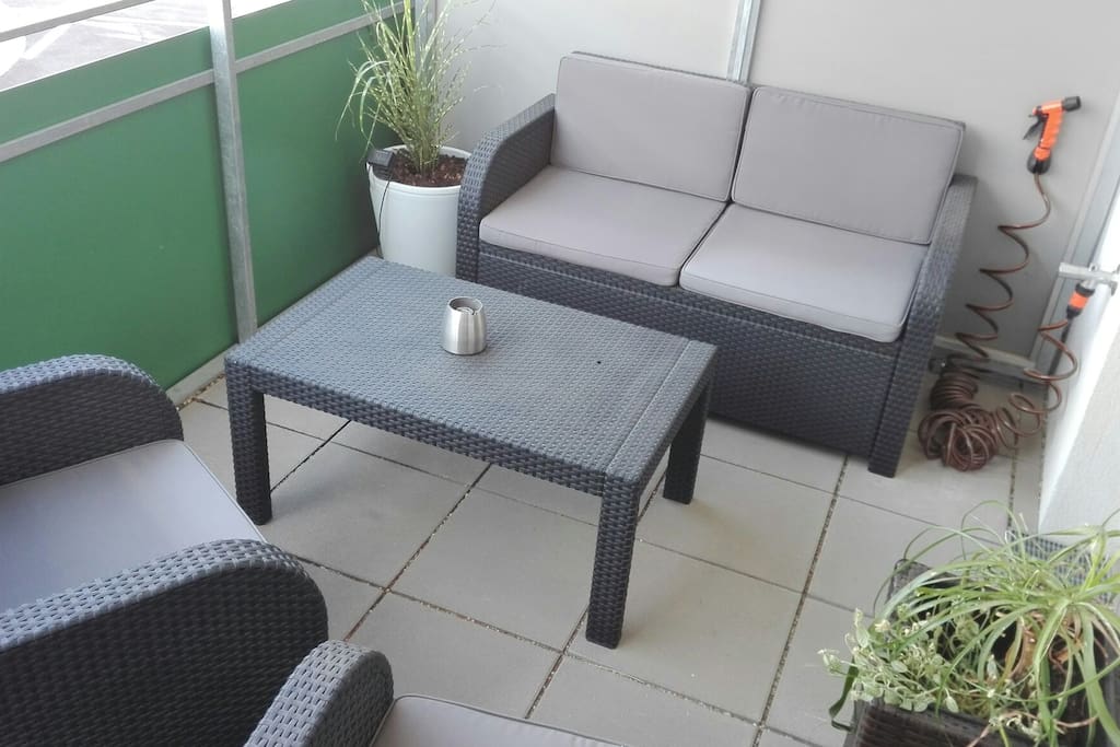 Balkon (Rauchen gestattet)