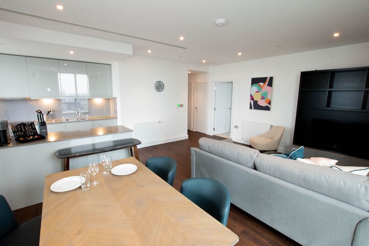 Charles Hope Apartments managed Airbnb listing 2