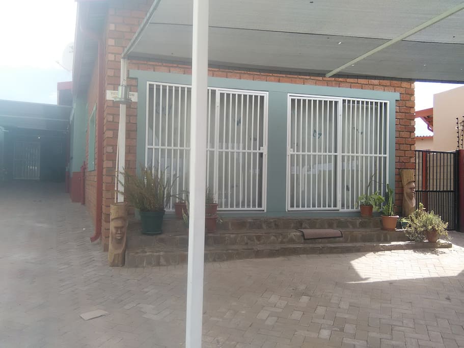 front and main entrance Capricorn Guesthouse