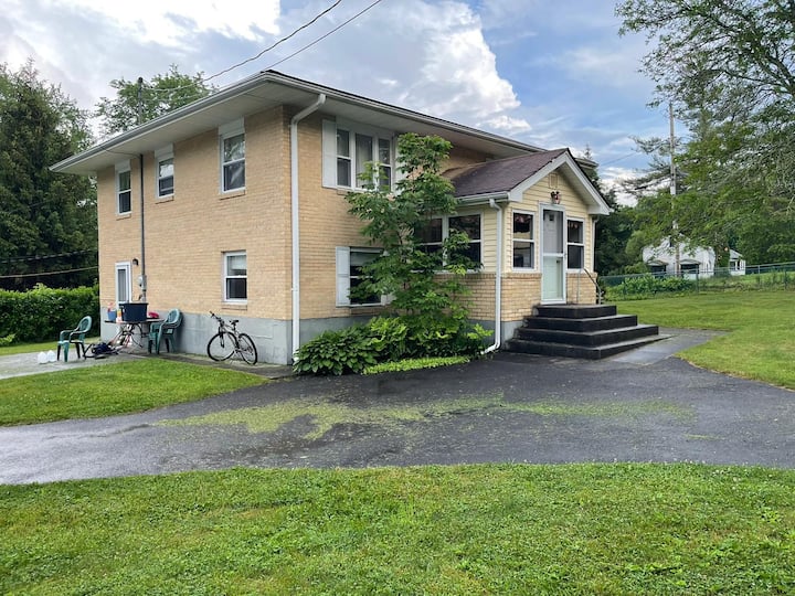 Catskills mountains beautiful lakeside home Houses for Rent in