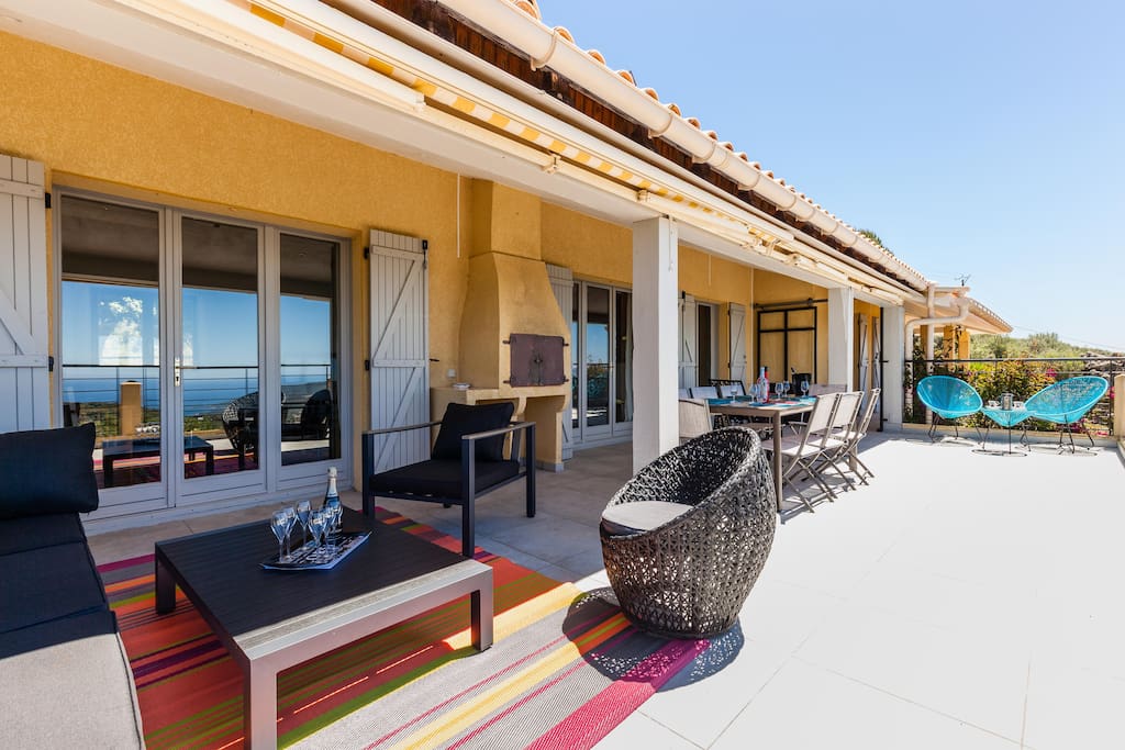 Se prélasser sur la terrasse