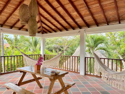 Cabin for 6 people in the best location!