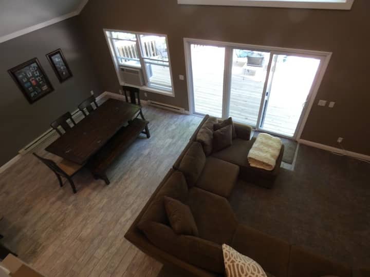 Schuss Mountain Chalet Houses for Rent in Mancelona, Michigan, United States Airbnb