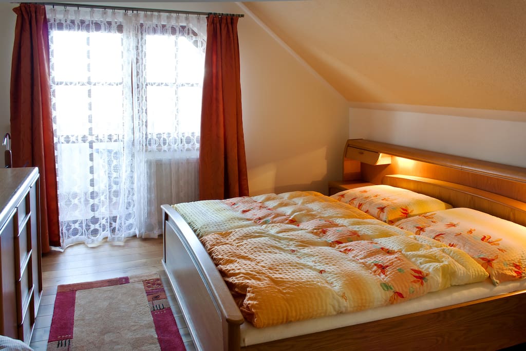 Bed room 1