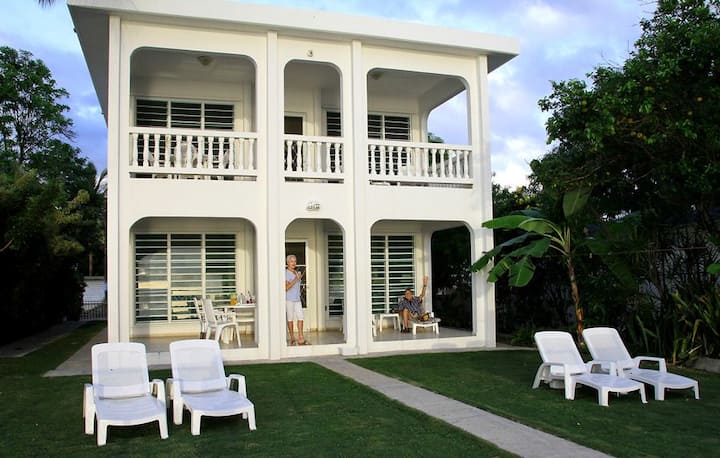 Casa Beach Beachfront Home - ¡La Mejor Ubicación Para Nadar! - Rincón