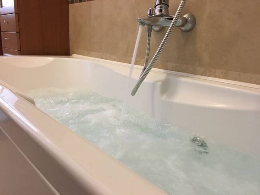 Jacuzzi