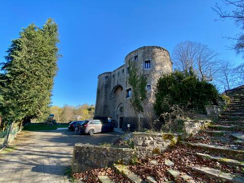 Le Châtelet de Barbençon (21/24p.)