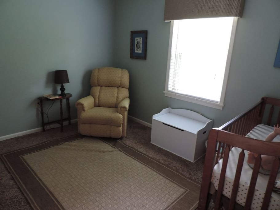 Guest Bedroom 3 (air mattress)