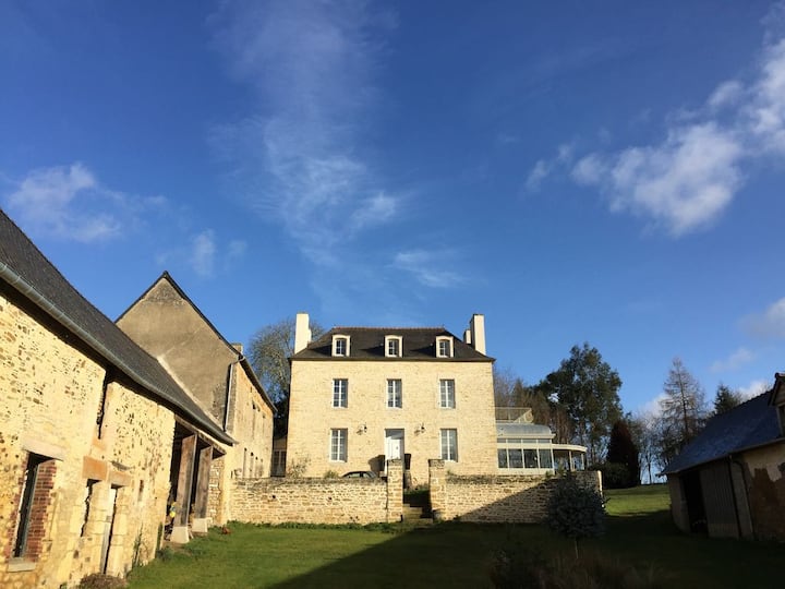 Maison De Famille à La Campagne - Dinan