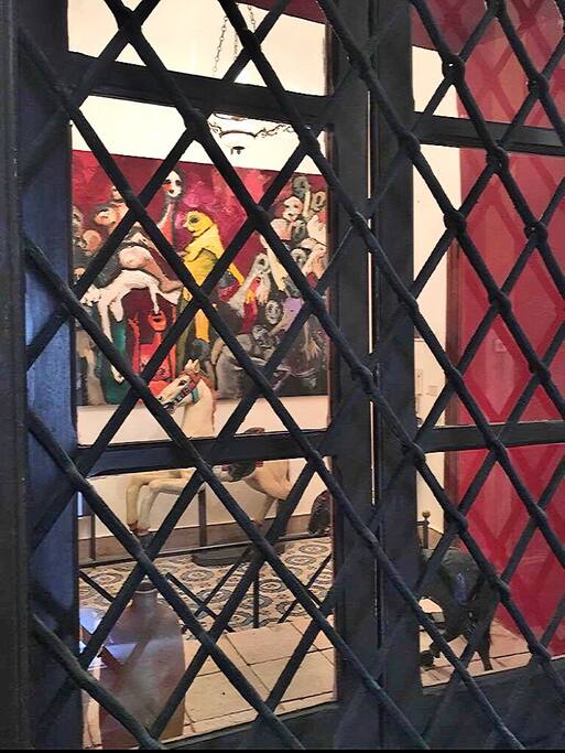Ingresso visto dall'esterno