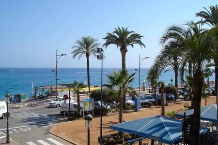 Appartment 4 persons, 20 meters from the beach