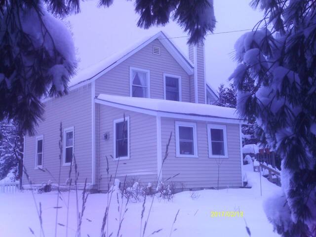 Airbnb Grand Isle Vacation Rentals Places To Stay Vermont
