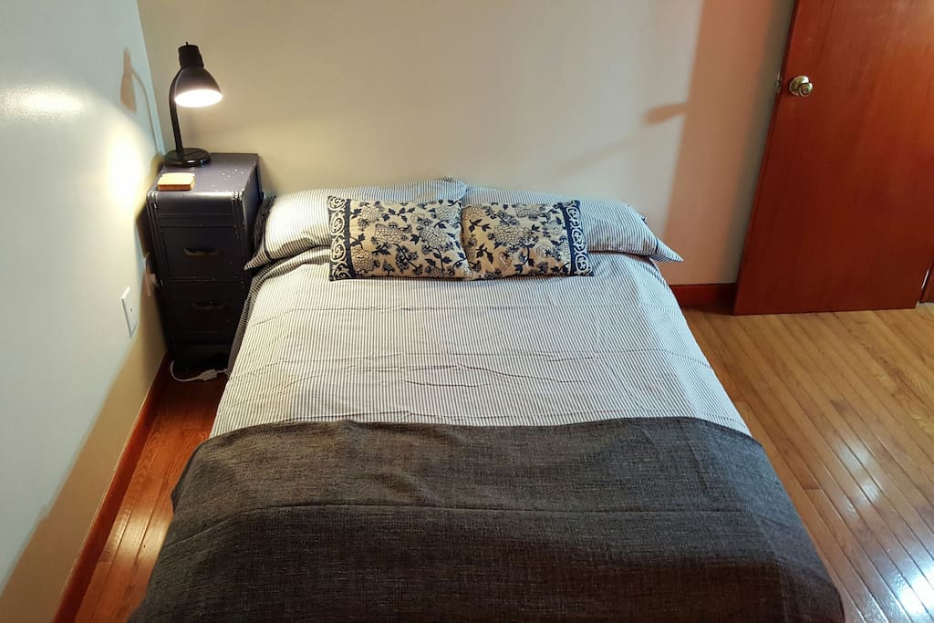 Full bed