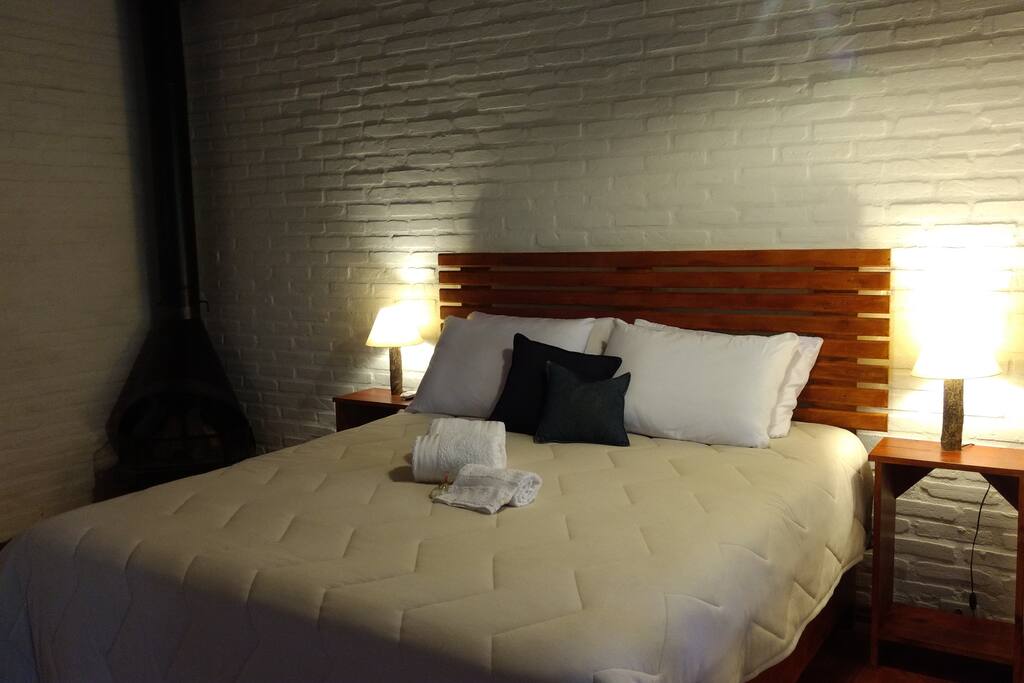 Cama "Queen" do Casal e lareira