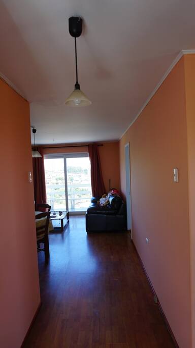 Acceso a living comedor