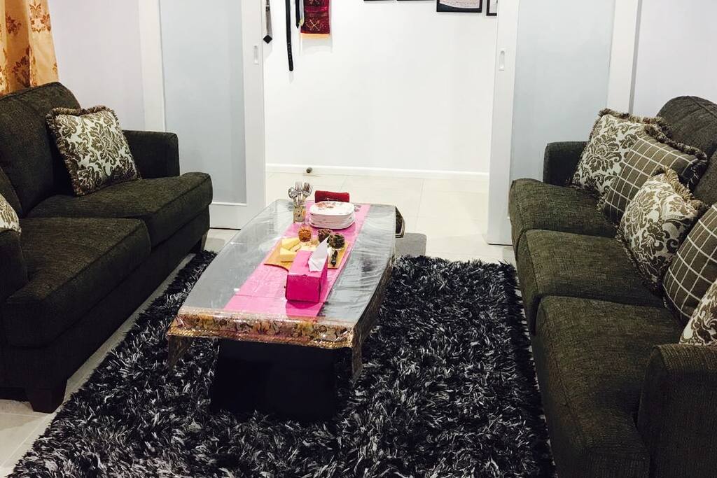 Lounge 1