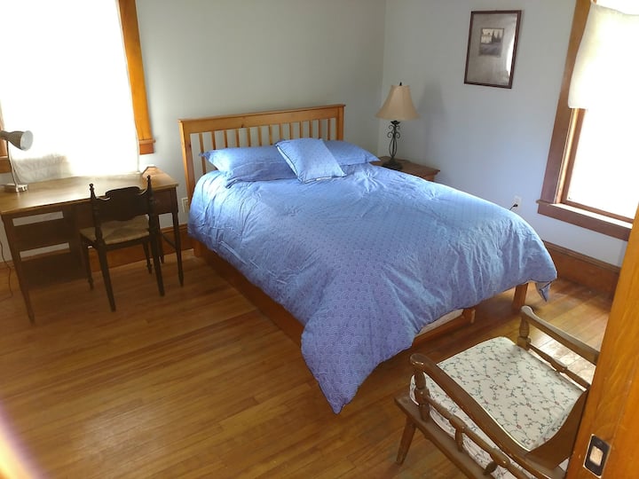 Room 1 in Victorian House Houses for Rent in Northfield, Vermont, United States Airbnb