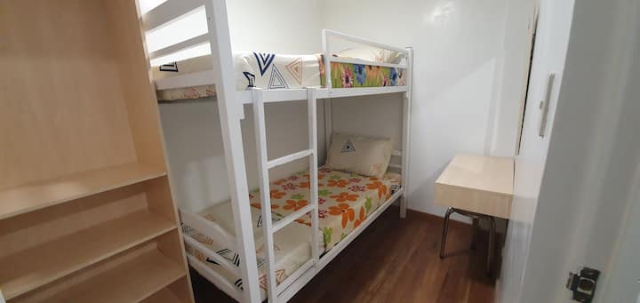 غرفة نوم 2، الطابق الثاني

- مناسب لضيفين
- مع سرير بطابقين