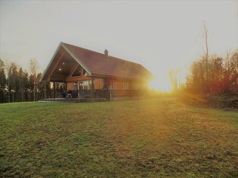 Royal-lodge:New luxury timberhouse w. fiber, sauna