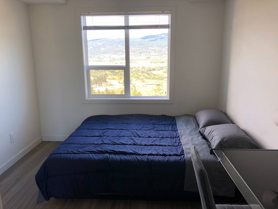 Clean and comfortable bedroom#2 , nice mountain view