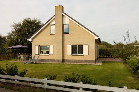 The Duinvlinder, cozy, detached, Top location!