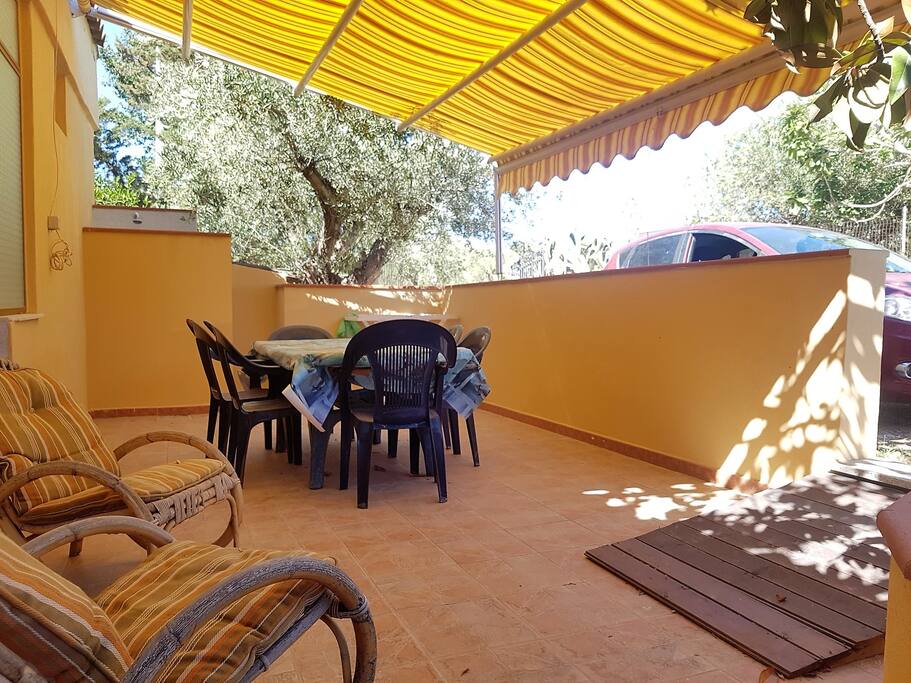 Ingresso con zona relax