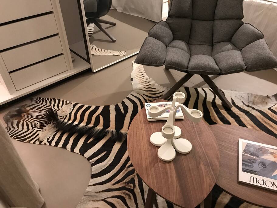 Sitting area, most comfortable Baxter chairs