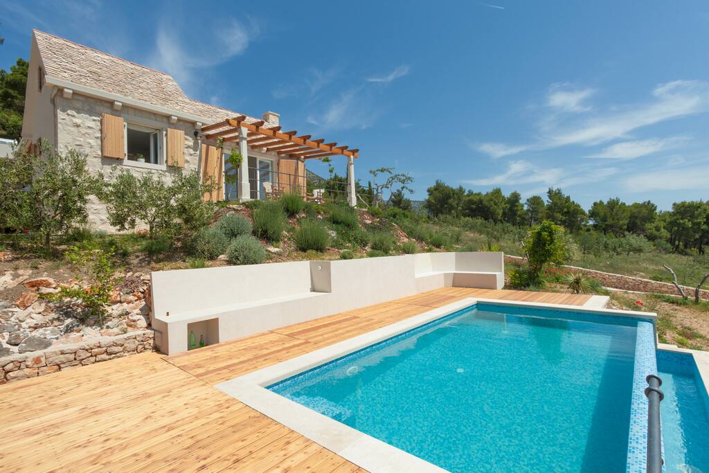 Villa Sunny Bol with pool by the sea and beach Zlatni Rat in Bol on Brac - Brac - Bol