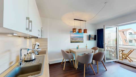Modern holiday flat near the beach