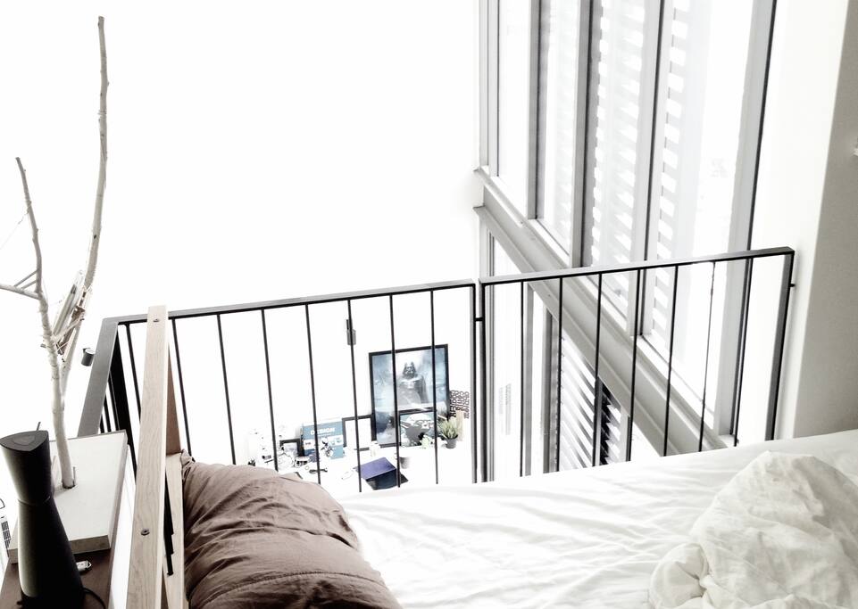 Wake up to this view. You sure will not miss that appointment. If you want to sleep in just pull down the curtains.