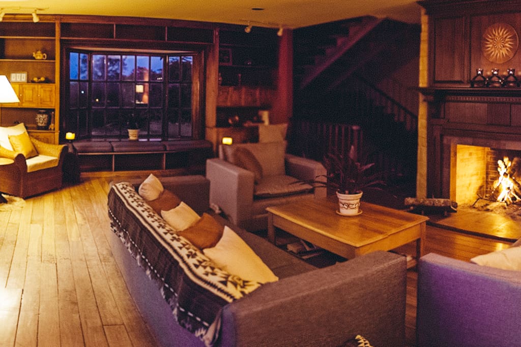 Cozy living Room with fire place
