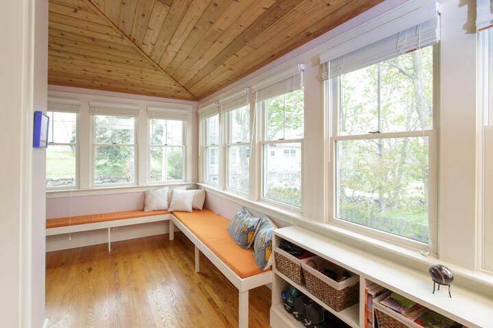 Shel House gallery image 4