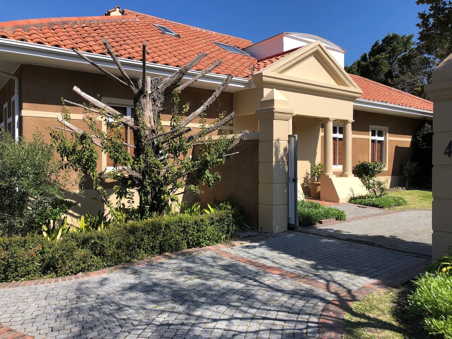 Classic house in fully enclosed garden