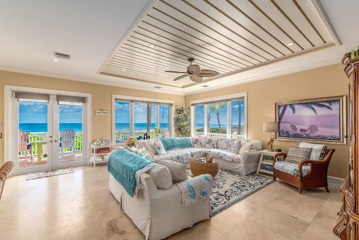 Oceanfront Living room with 270-degree ocean views