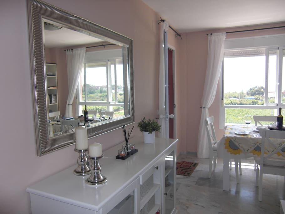 Salón-living room