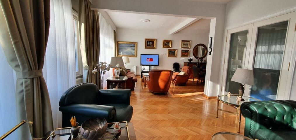 Sunny apartment next to Nisantasi City’s mall gallery image 2